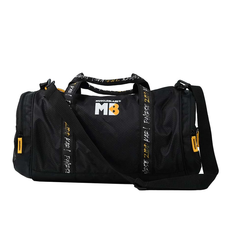 MuscleBlaze Phirse Zidd Kar Gym Bag Black, 30L