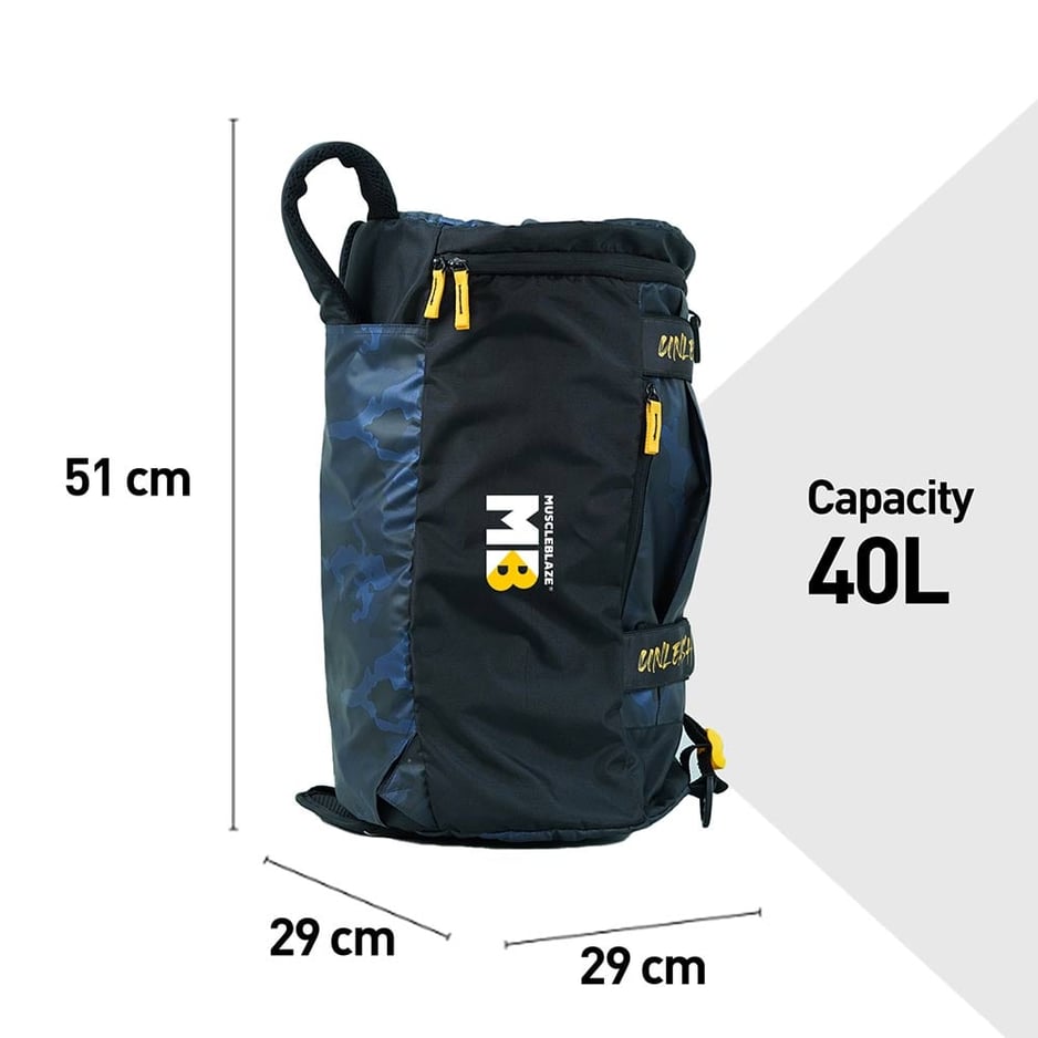 MuscleBlaze Hybrid Gym Bag Camo